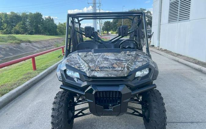 2025 Honda® Pioneer 1000-6 Deluxe Crew TrueTimber Atera Camo