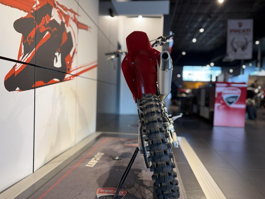 2026 Ducati Desmo450 MX