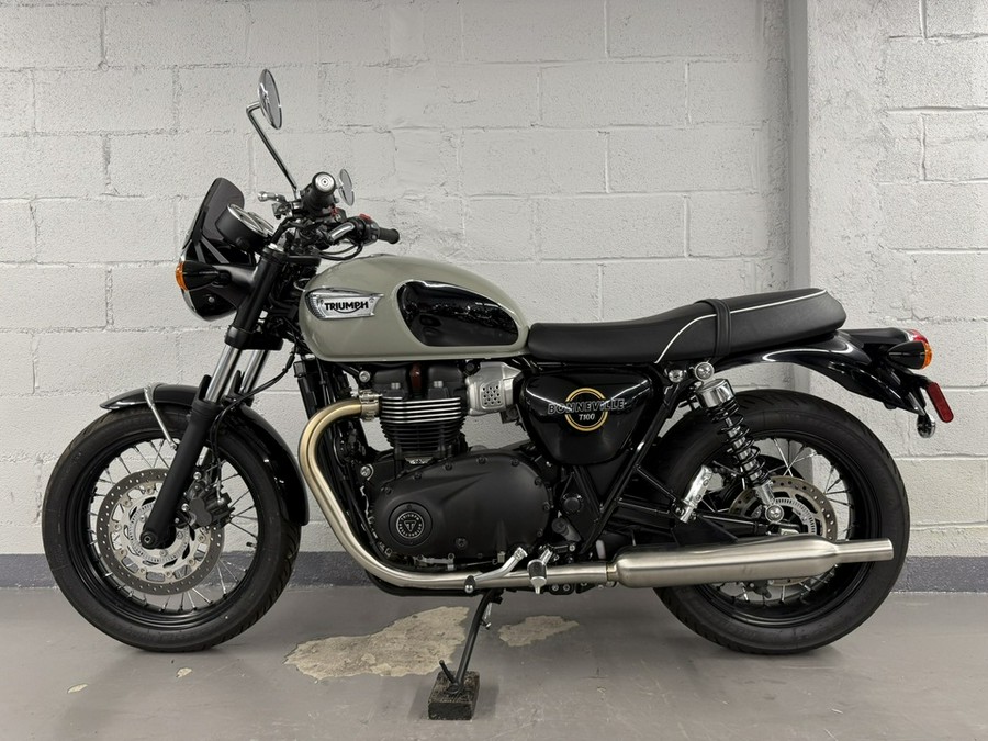 2026 Triumph Bonneville T100