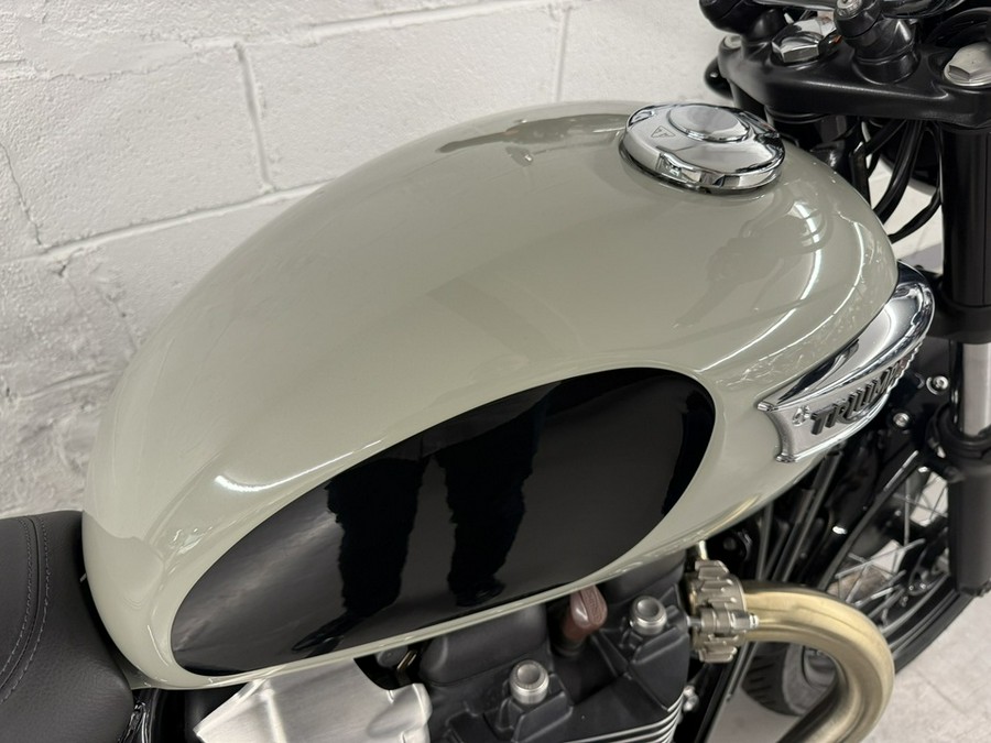 2026 Triumph Bonneville T100