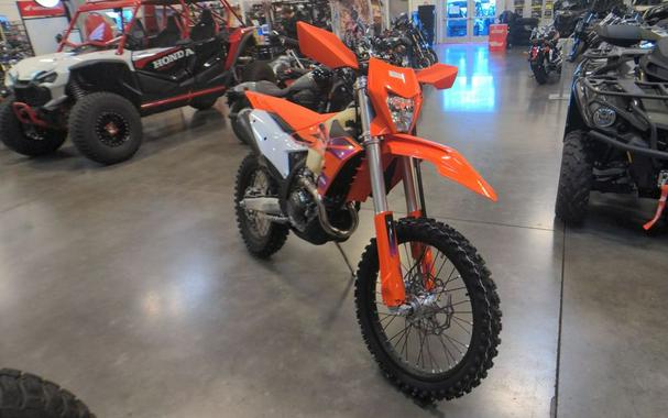 2024 KTM 500 XW-F and 350 XW-F First Look [9 Fast Facts]