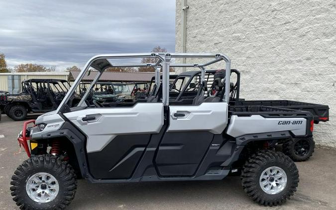 2024 Can-Am® DEFENDER MAX XMR 1/2 DOOR