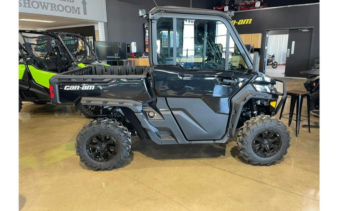 2023 Can-Am Defender XT HD10