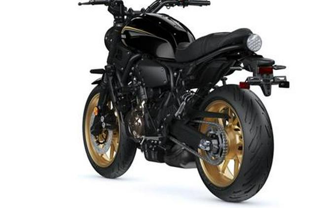2025 Yamaha XSR700