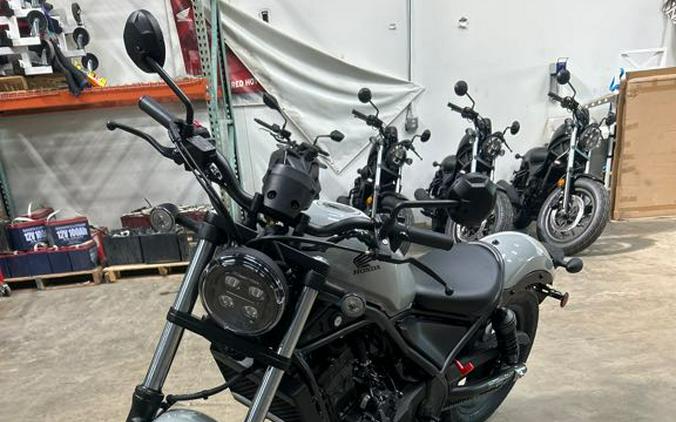 2026 Honda Rebel® 300 E-Clutch