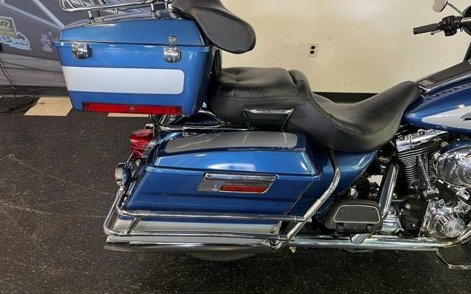 2005 Harley-Davidson Electra Glide® Classic TT Chop Blue and Brilliant Silver FLHTCI