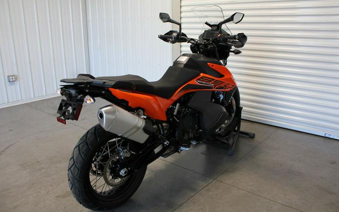 2022 KTM 890 Adventure R