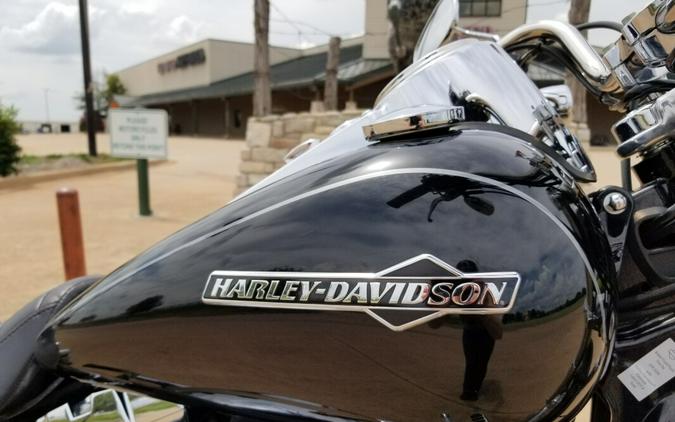 2012 Harley-Davidson Super Glide Custom Vivid Black