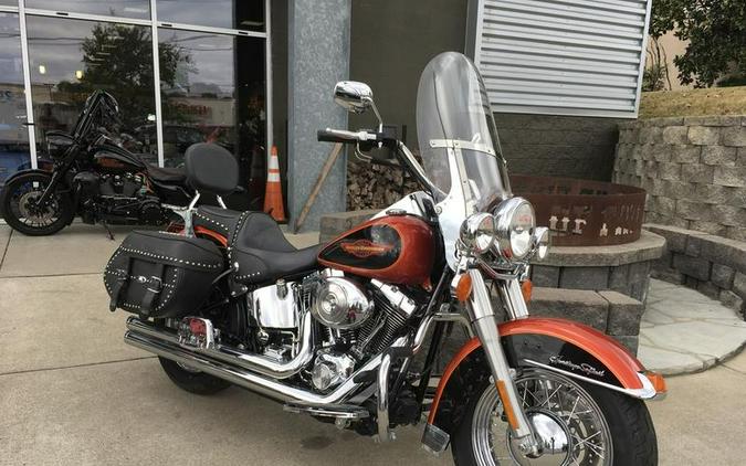 2005 Harley-Davidson® FLSTC - Heritage Softail® Classic