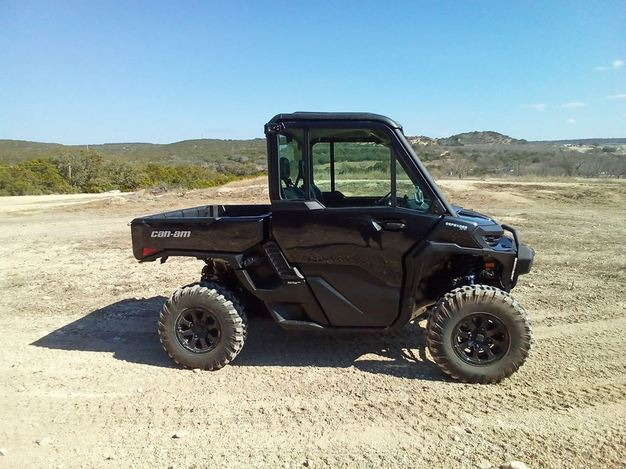 2026 Can-Am Defender XT CAB HD11