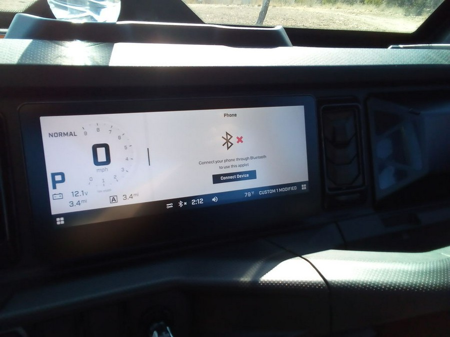 2026 Can-Am Defender XT CAB HD11