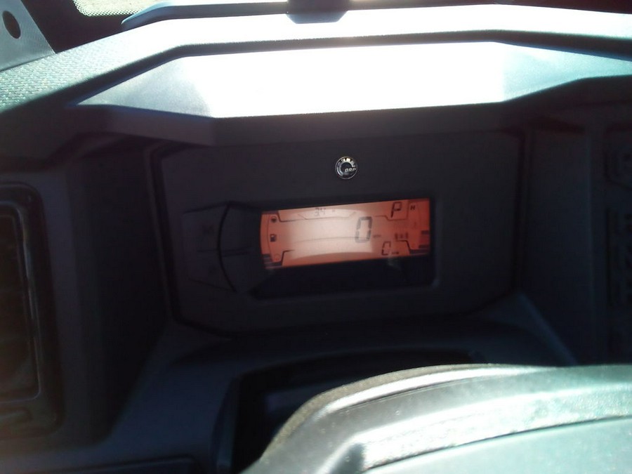 2026 Can-Am Defender XT CAB HD11