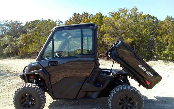 2026 Can-Am Defender XT CAB HD11
