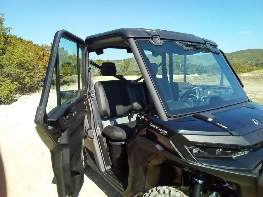 2026 Can-Am Defender XT CAB HD11
