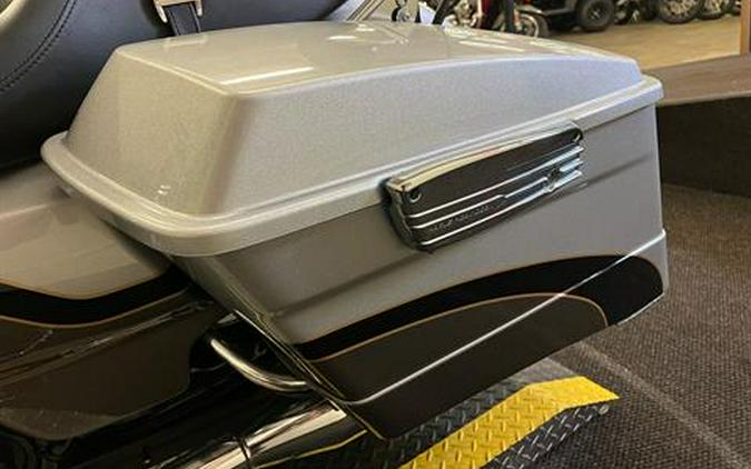 2009 Harley-Davidson CVO™ Road Glide®