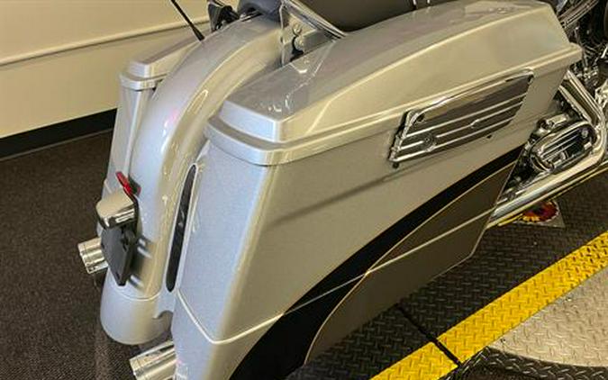 2009 Harley-Davidson CVO™ Road Glide®