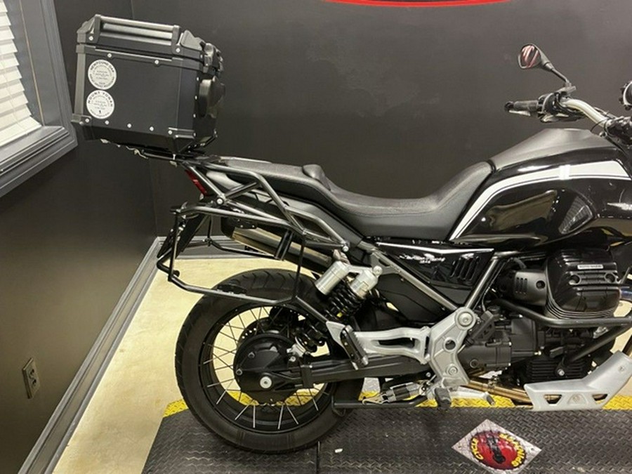 2023 Moto Guzzi V85 TT Guardia dOnore