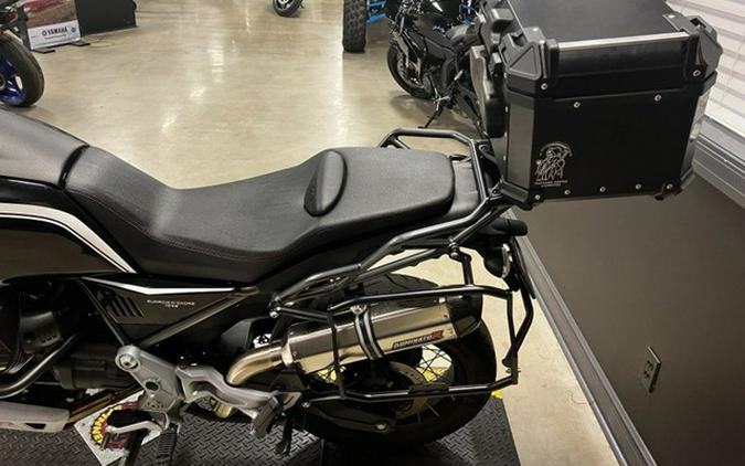 2023 Moto Guzzi V85 TT Guardia dOnore