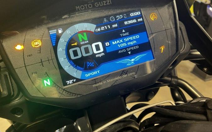 2023 Moto Guzzi V85 TT Guardia dOnore