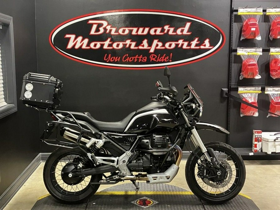 2023 Moto Guzzi V85 TT Guardia dOnore