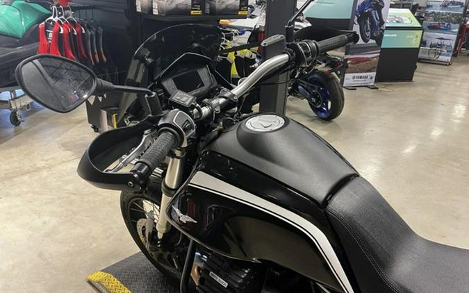 2023 Moto Guzzi V85 TT Guardia dOnore