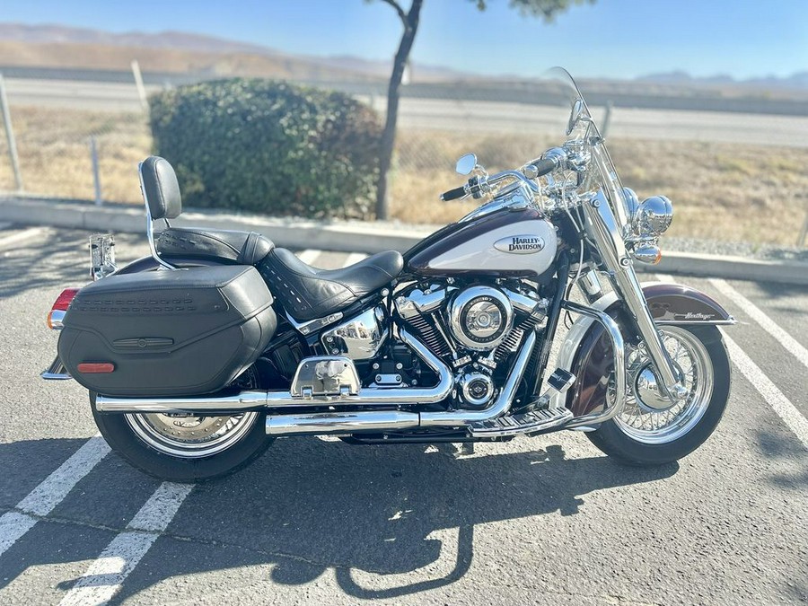 2021 Harley-Davidson® FLHC - Heritage Classic