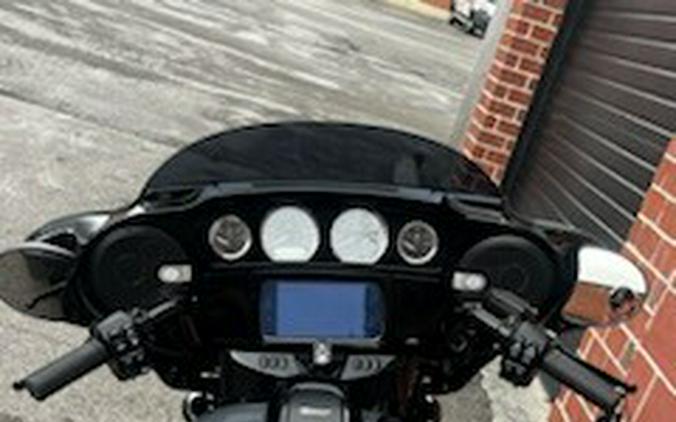 2022 Harley-Davidson® FLHXS Street Glide® Special