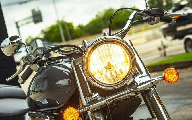 2025 Suzuki Boulevard C50