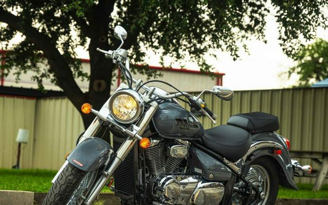 2025 Suzuki Boulevard C50
