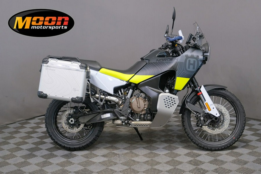 2023 Husqvarna Norden 901