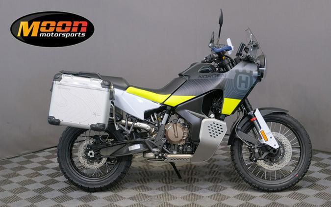 2023 Husqvarna Norden 901