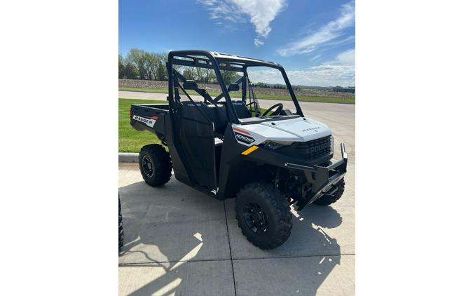 2024 Polaris Industries RANGER 1000 PREMIUM - WHITE LIGHTNING