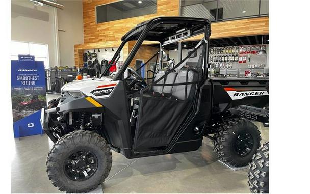 2024 Polaris Industries RANGER 1000 PREMIUM - WHITE LIGHTNING