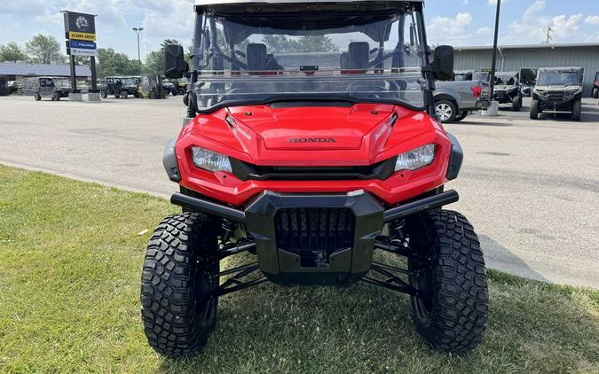 2023 Honda® Pioneer 1000-6 Deluxe Crew