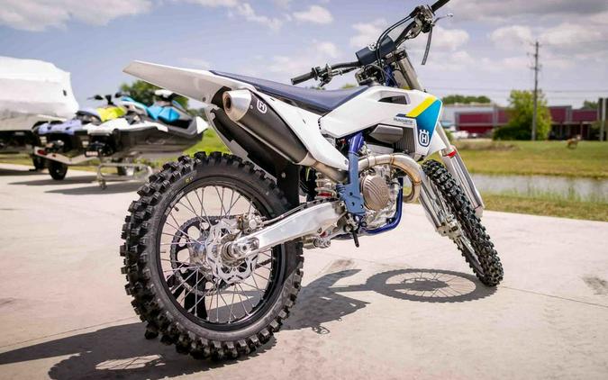 2025 Husqvarna® FC 350