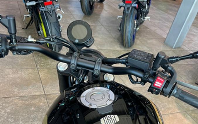2025 Yamaha XSR 700