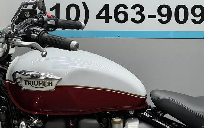 2025 Triumph Bonneville Speedmaster Snowdonia / Cranberry Red