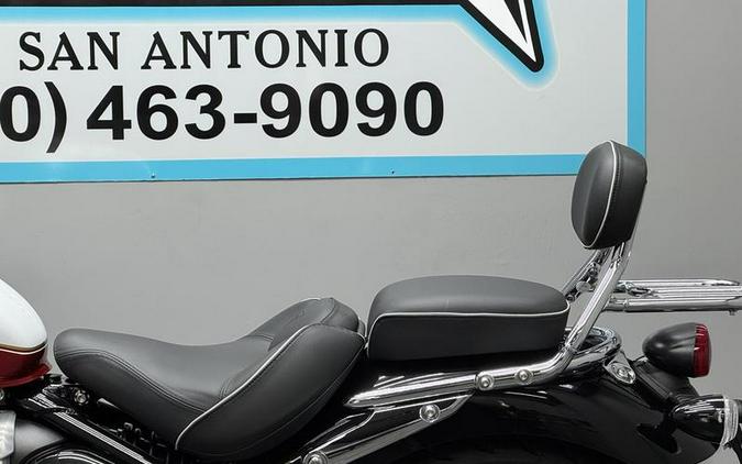 2025 Triumph Bonneville Speedmaster Snowdonia / Cranberry Red