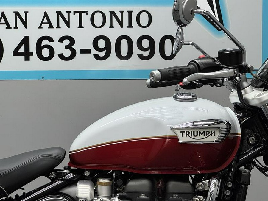 2025 Triumph Bonneville Speedmaster Snowdonia / Cranberry Red