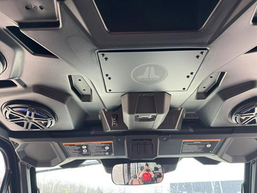 2026 Can-Am Defender MAX Lone Star CAB HD11