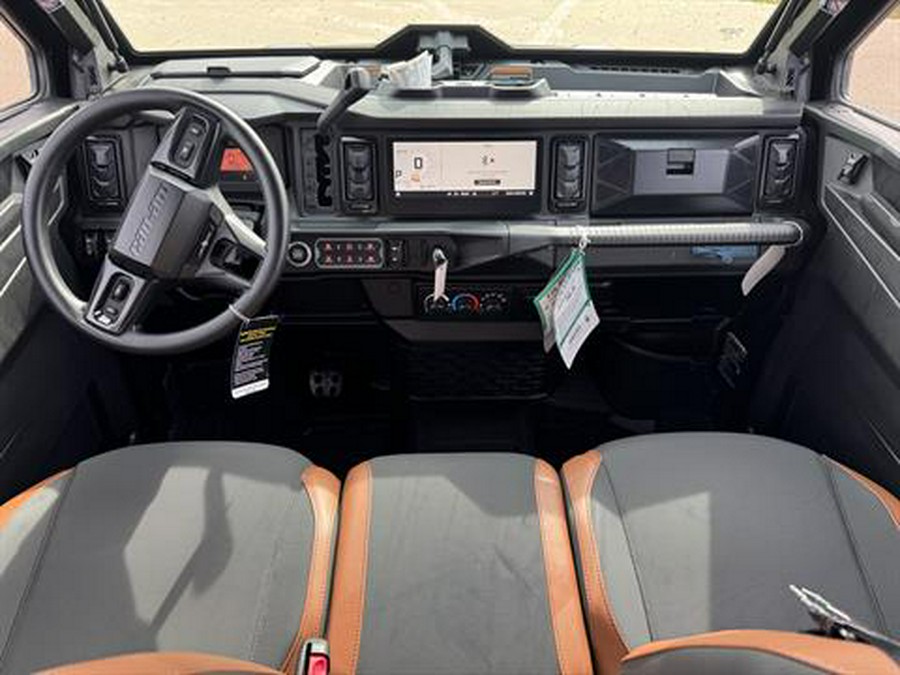 2026 Can-Am Defender MAX Lone Star CAB HD11