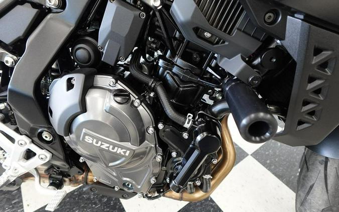 2023 Suzuki GSX-8S CA