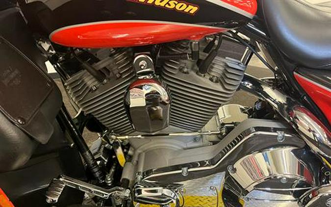 2004 Harley-Davidson FLHTCSE Screamin' Eagle® Electra Glide®