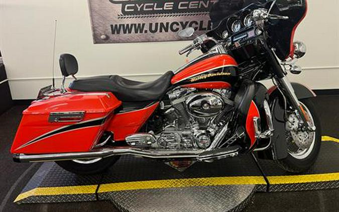 2004 Harley-Davidson FLHTCSE Screamin' Eagle® Electra Glide®