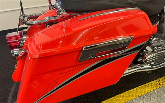 2004 Harley-Davidson FLHTCSE Screamin' Eagle® Electra Glide®