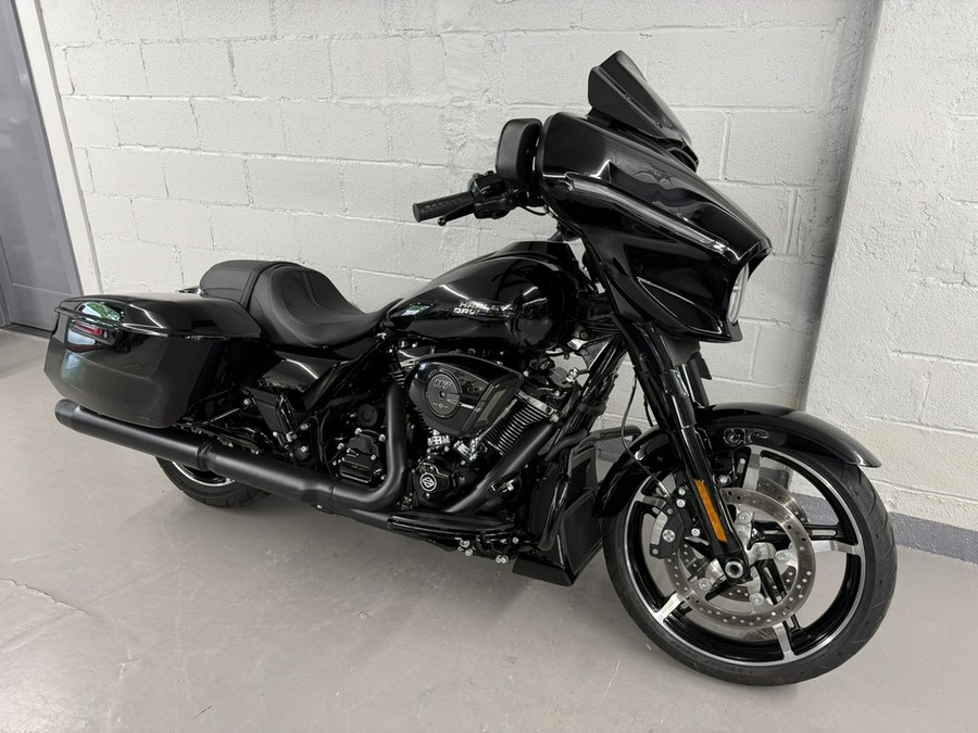 2024 Harley-Davidson FLHX Street Glide