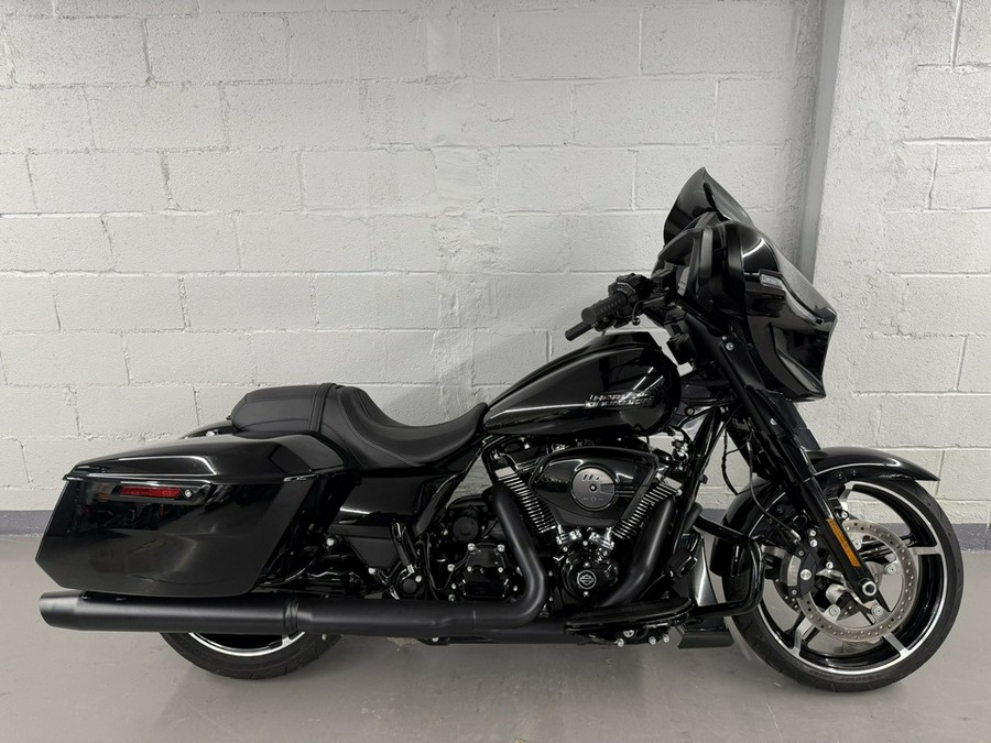 2024 Harley-Davidson FLHX Street Glide