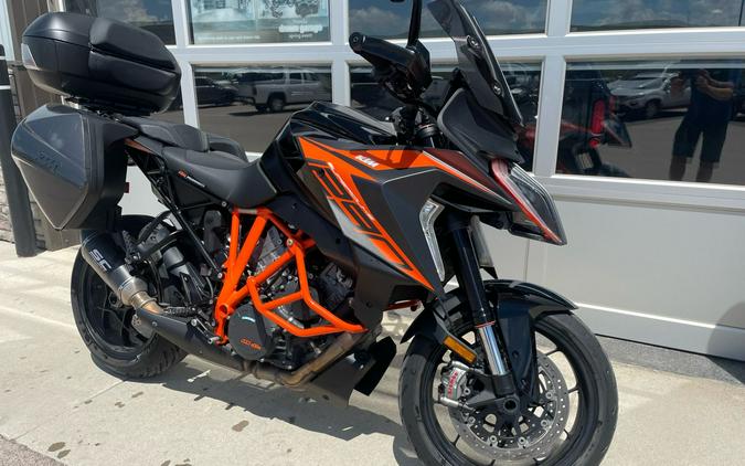 2019 KTM 1290 Super Duke GT