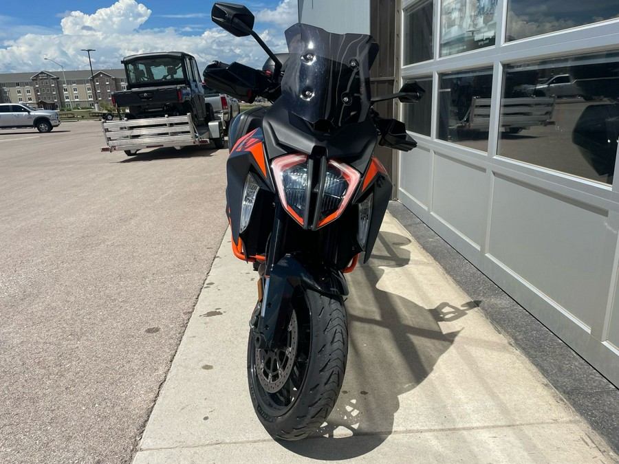 2019 KTM 1290 Super Duke GT