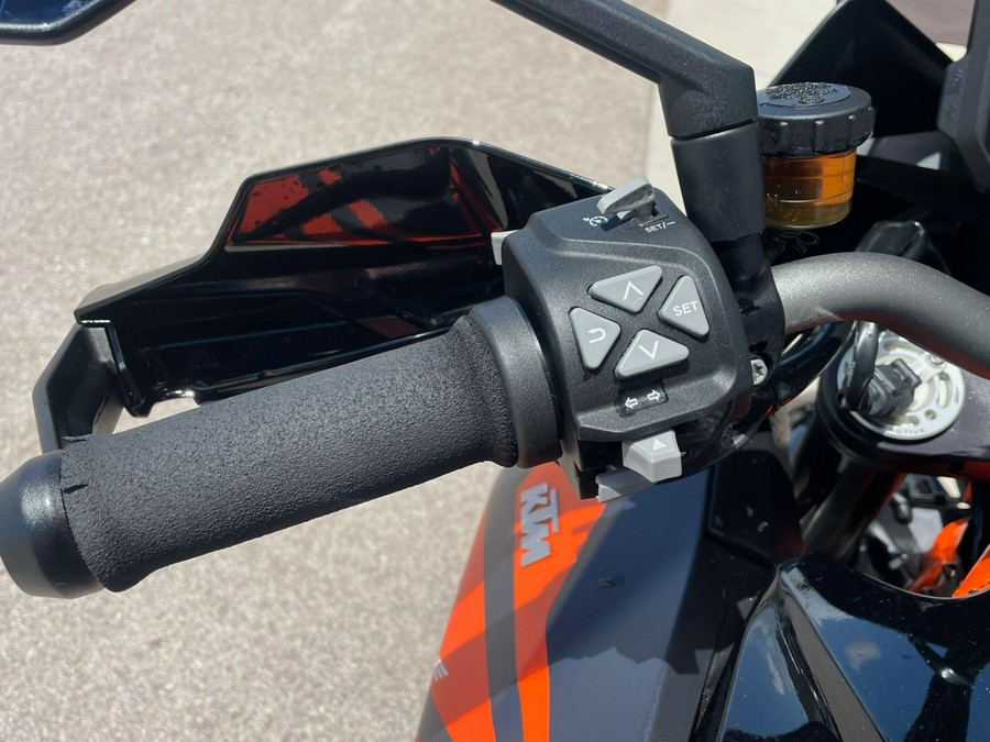 2019 KTM 1290 Super Duke GT